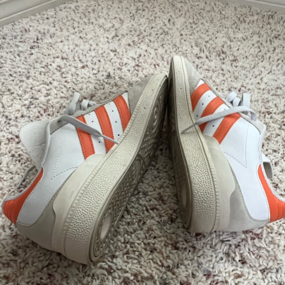 Adidas - Picture 4 of 5